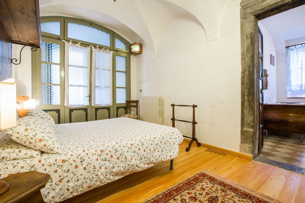 Il Batti Apartment Water Front And Private Beach Тосколано Мадерно Екстериор снимка